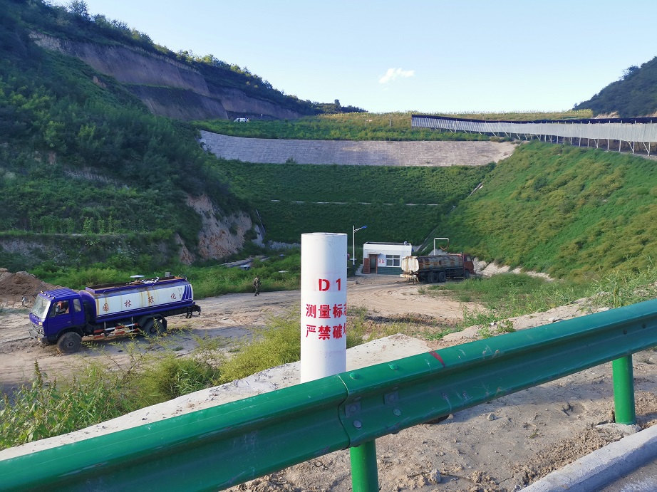 延安能化公司工业固体废弃物填埋场主坝变形监测点布设与制作