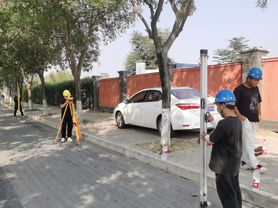 陕西丝路航空港物流分拨中心项目基坑变形监测